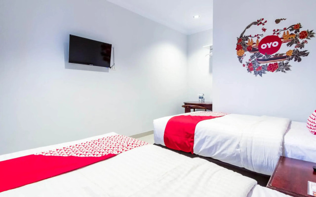 Super OYO 283 Helvetia Residence