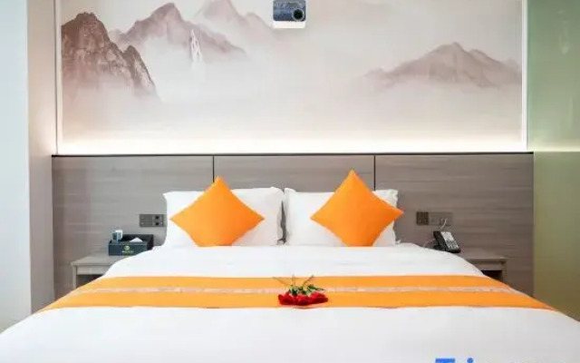 Xinlanwan Holiday Hotel