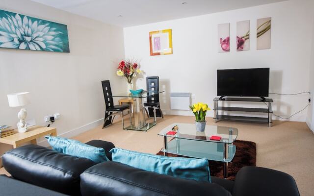 Meridian Tower Apartment