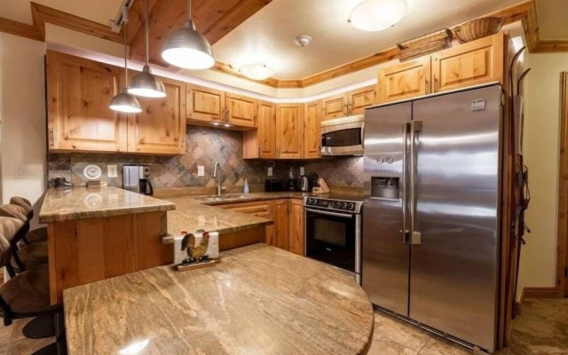 Nine Vail Road Condos Professionally-Managed in Vail Short Walk to Gondola by RedAwning