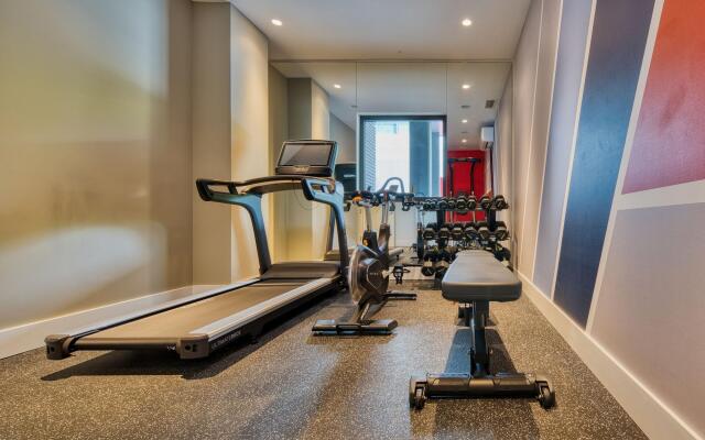 Holiday Inn Express Madrid Airport by IHG