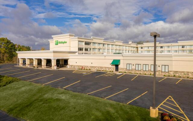 Holiday Inn & Suites Marlborough by IHG