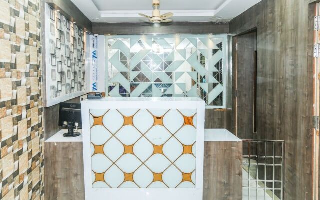 OYO 18651 Hotel Sharda