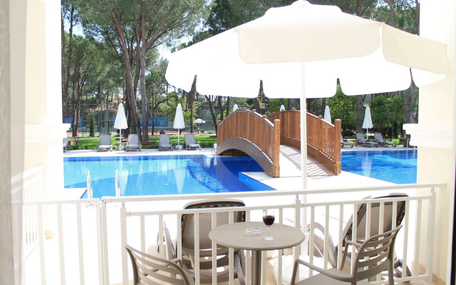 Bellis Deluxe Hotel