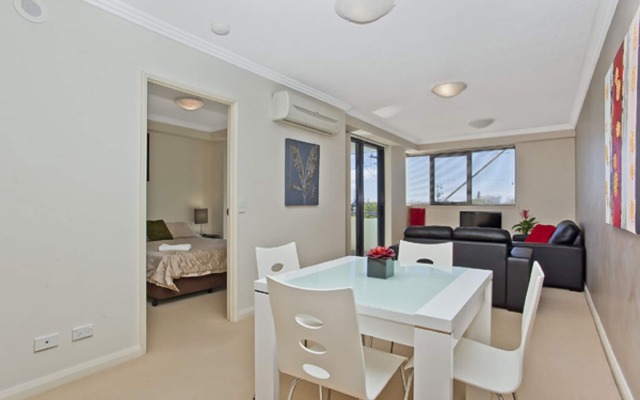 Aqualine Apartments