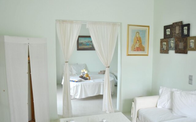 Apartment With 2 Bedrooms in Psathi, With Wonderful sea View and Furni