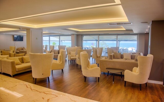 Premium Beach Hotel