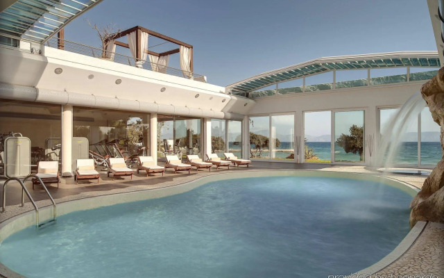 Hydra Beach Resort