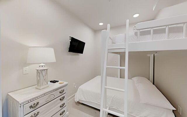 Sea Glass by Southern Vacation Rentals