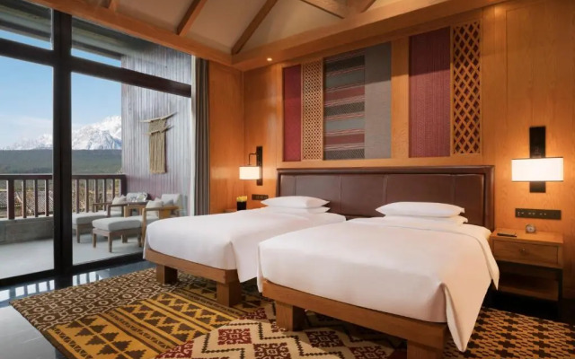 Jinmao Pureal Mountain Lijiang