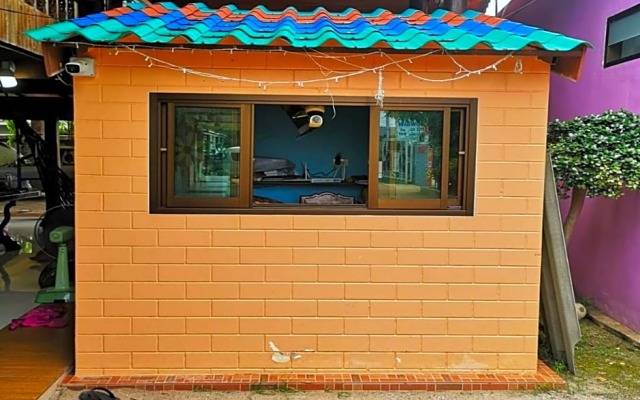 OYO 1092 Sea Of Love