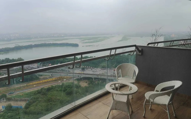 Supernova Heights Studio