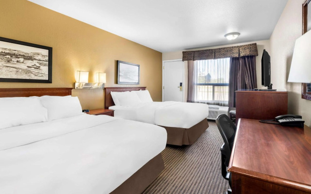 SureStay Plus Hotel by Best Western Drumheller