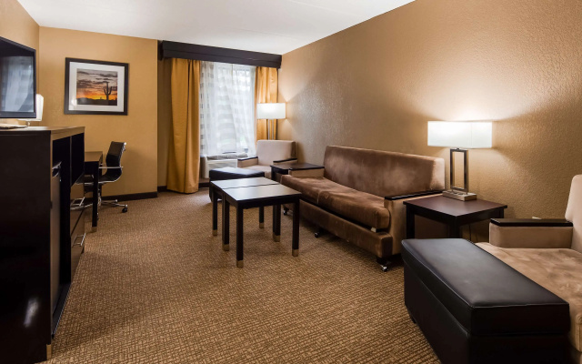 Best Western Harrisburg North Hotel