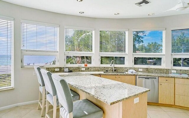 Island Paradise by AMI Locals