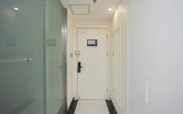 Starway Hotel at Pudong