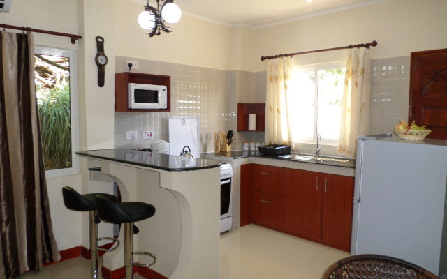 Precious Residence C - Self-catering Studio