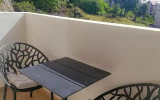 Apartments at Ljubovic Hill Park