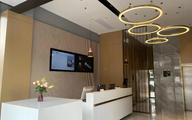 City Comfort Inn