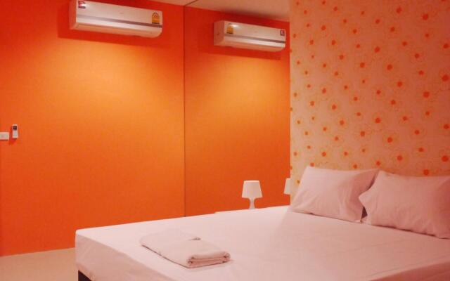 Bed Berry Huahin Resort