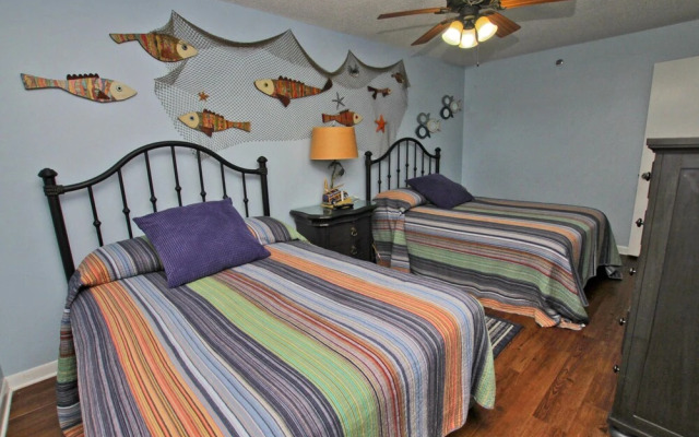 Phoenix V1008 by Youngs Suncoast