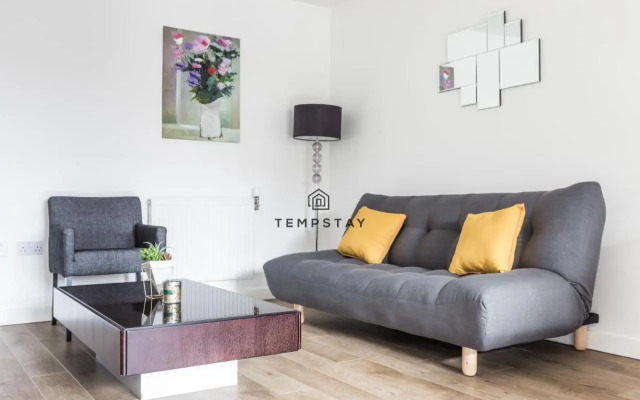 Modern Private Apartment -Balcony-Tube Station