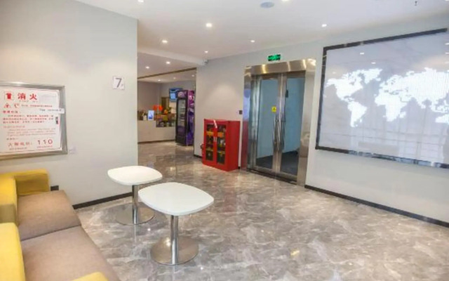 7 Days Inn Zhangjiajie Huilong Road Walking Street Branch