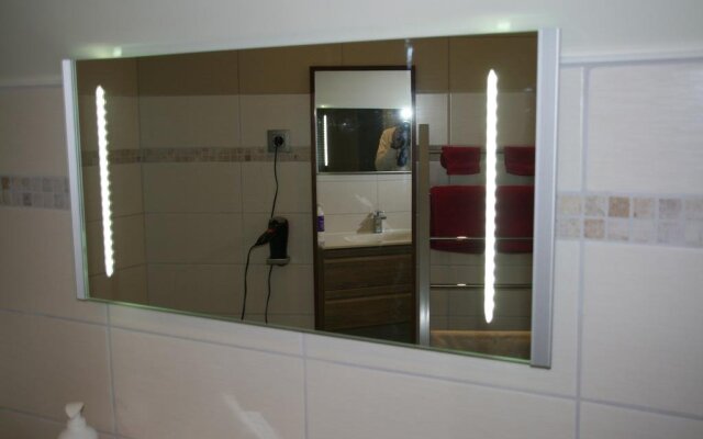 Bed And Breakfast Julies