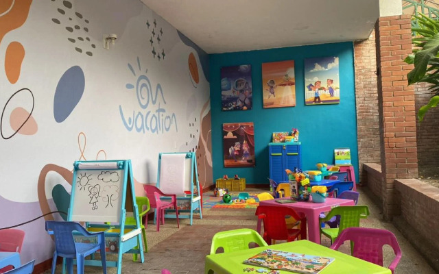 Hotel Girardot Resort by On Vacation