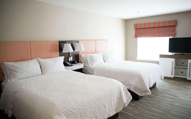 Hampton Inn & Suites Fresno