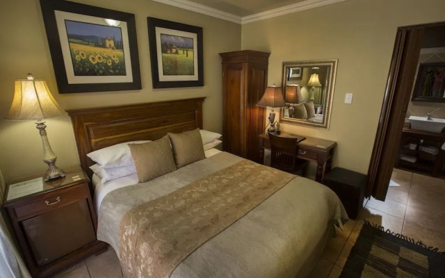 Le Cozmo Guest House