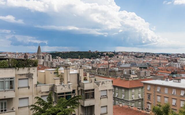 Commerciale 40 The House of Sailor