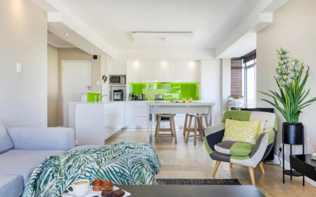 15 @ Villa Marina - Mouille Point