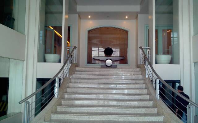 Business Inn