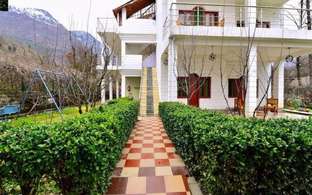 Signature Manaali by OYO Rooms