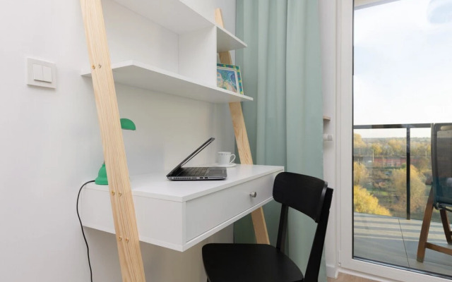 Warsaw Apartment Celownicza by Renters