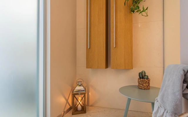 Rovelli 41 in Como With 2 Bedrooms and 3 Bathrooms