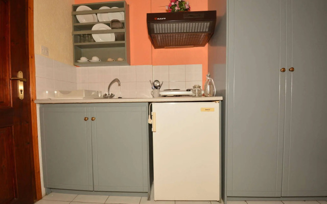 Nina Apartments