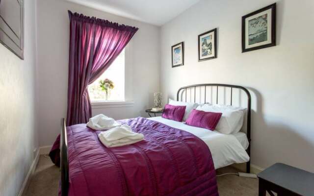 2 Bedroom Flat With Garden