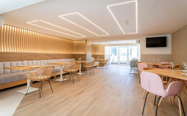 Halley Hotel & Apartments Affiliated by Melia