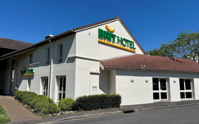 Brit Hotel Essentiel Cholet