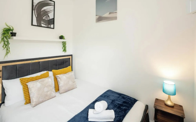 Superb 3bedroom House in Greenwich With Parking