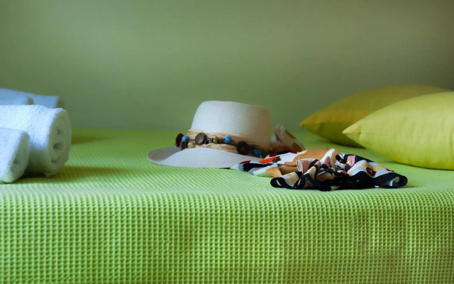 Stamatakis Boutique Studios