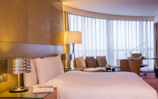 Renaissance Chengdu Hotel