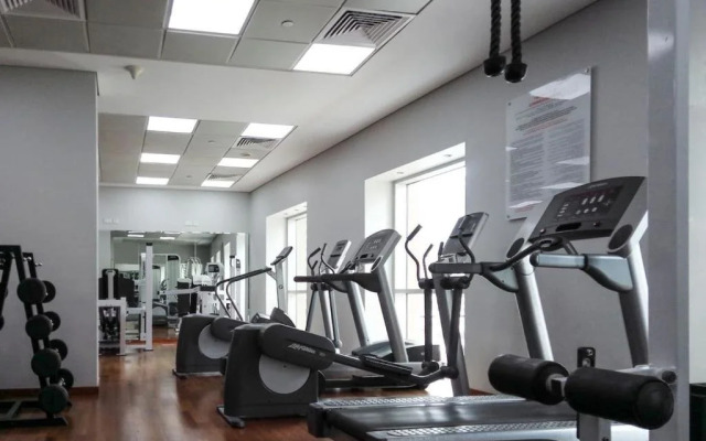 Modern Dubai Marina Apt by GuestReady