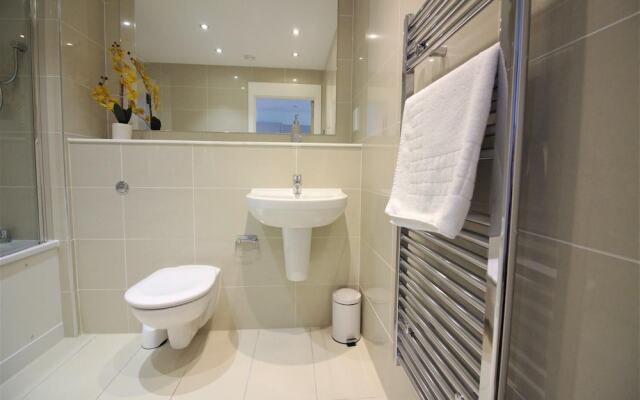 Braybrooke Apartments