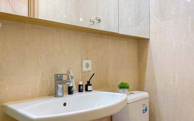 Nice And Homey 1Br At Sudirman Suites Apartment