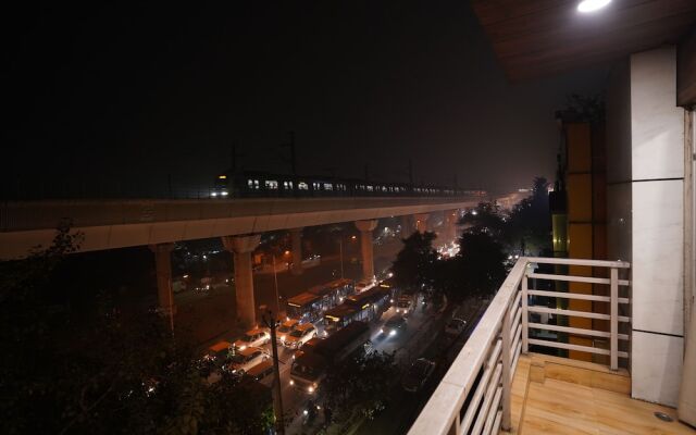 Hotel Lyf Corporate Suites - Peera Garhi