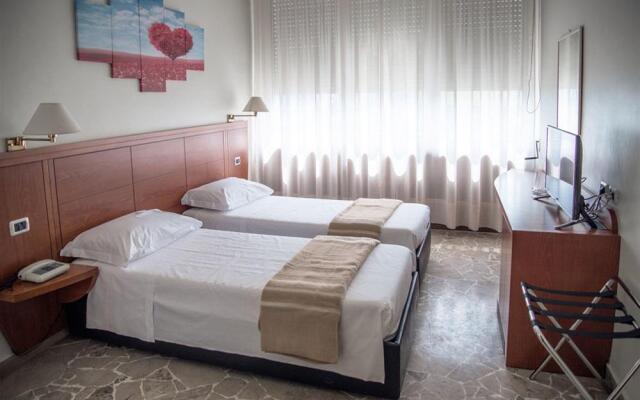 H&L Hotel
