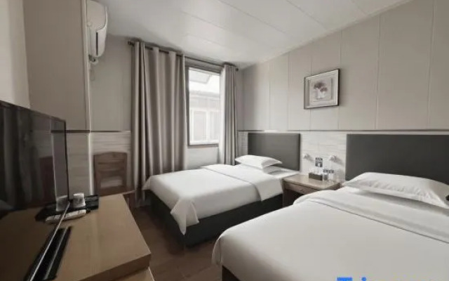 Yayuan Hostel